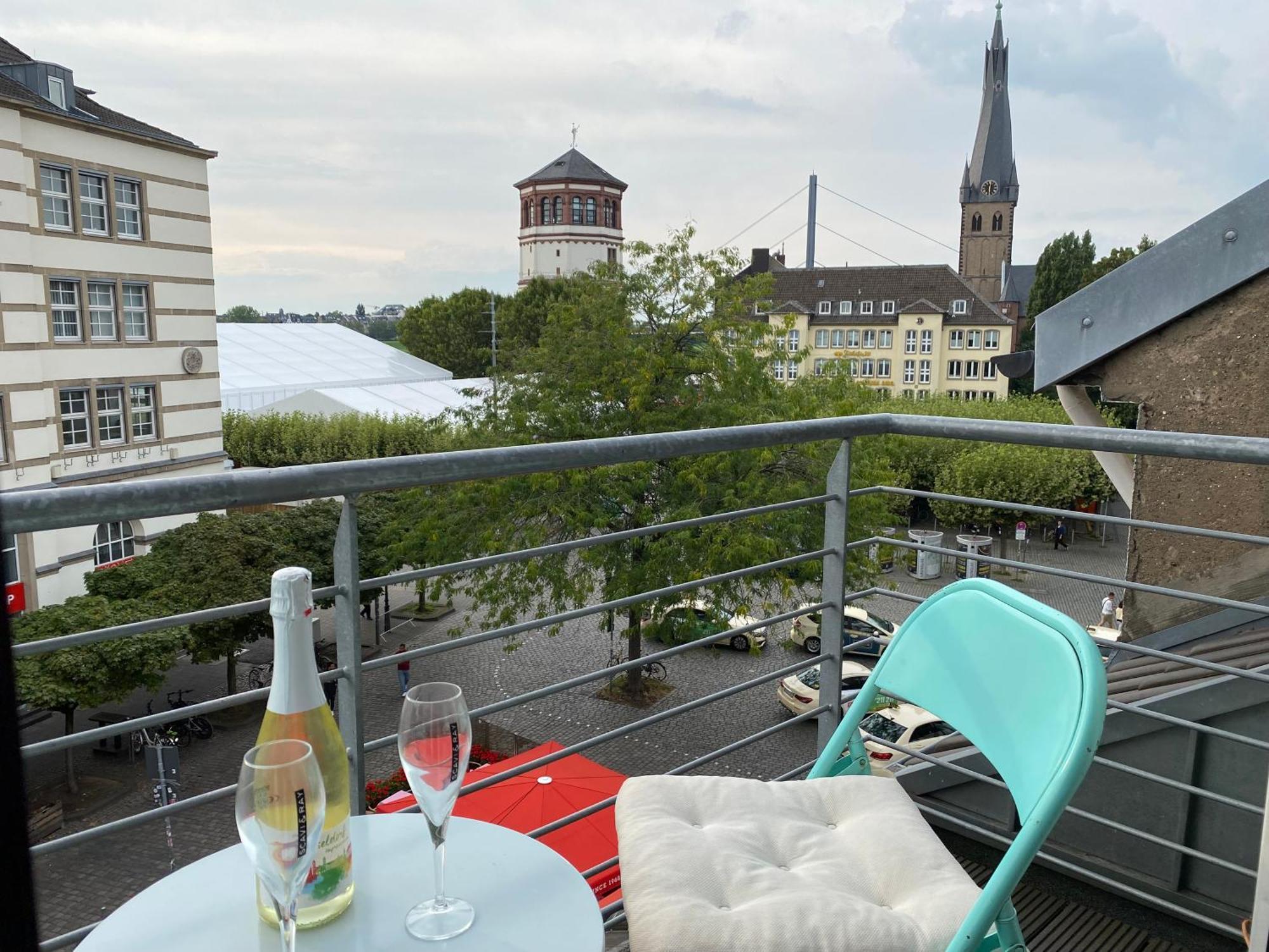Avi City Burgplatz Apartments دوسلدورف المظهر الخارجي الصورة